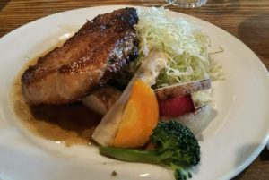 ミシュランも認めた旨過ぎグリル。絶品ポークステーキ！元田中 キッチンごりら