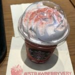スタバ・ストロベリーベリーマッチフラペチーノ