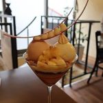 スギトラ 桃のパフェ