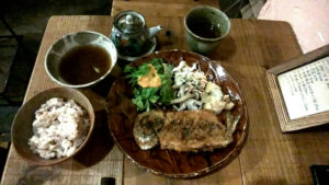 千本北大路　木洞商店(こどうしょうてん)