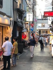 鯛寿司 先代 ヒロシさん 奥さん3人の息の合ったアットホームな雰囲気の本格寿司！河原町四条スグ