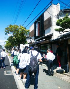 京都グルメレポート205「日の出うどん」肉カレーうどん　