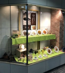 京阪三条駅 コーヒーショップ ピュモンテ　普通の喫茶店で普通のハンバーグプレートを食べる　今や貴重な普通映えの店(^.^)