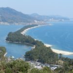 反町隆史さんが京都丹後鉄道の無人駅で立ち寄った店はどこ？