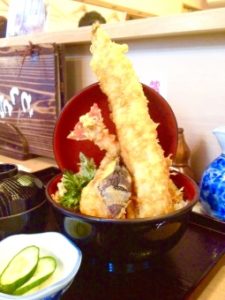 京都「高山寺」の紅葉と「錦水亭支店」の穴子天丼ランチ