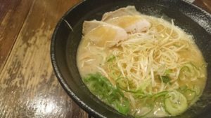 京都 熟成細麺 宝屋ラーメンで一人飯