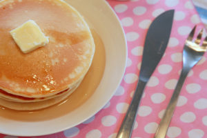 カフェバー マリモ ＠京都・仏教大学「パンケーキ」実食レビュー