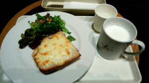 進々堂ラクエ四条烏丸店 四条烏丸　