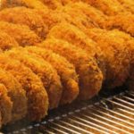京都の錦市場には「チョコレートコロッケ」がある