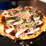 先斗町 お好み焼き 紅楽　クリスマスにお好み焼きを食べる人は少ない？素朴なお母さんが優しく焼きそばを焼いてくれる店(^^♪