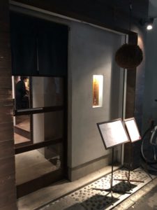 酒先斗町 酒蔵シュクラ いい店はやはりいい！店長の優しさと包容力にいだかれて(^^)　樽酒いいね！