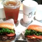 東洞院蛸薬師　SHAKE SHACK (シェイクシャック)四条烏丸店と熱海
