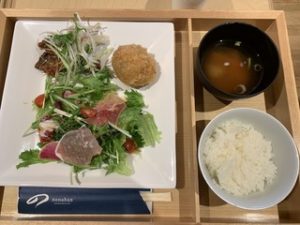 ヘルシーな、deri&cafe のなはん