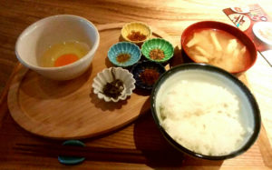 烏丸丸太町　ツナグ