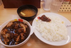 京都グルメレポート385「松屋」ごろごろ煮込みチキンカレー