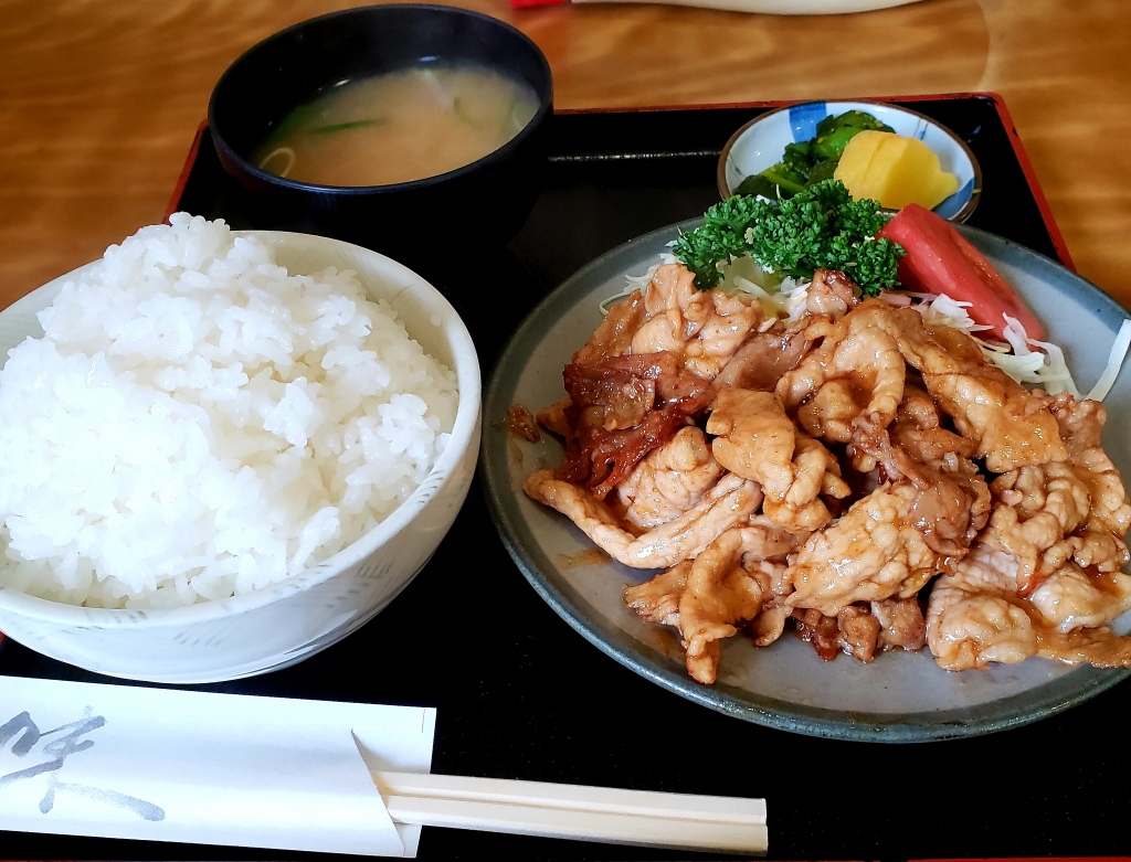 京都グルメレポート「まつもと?」豚焼き定食