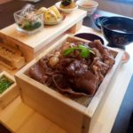 京都グルメレポート459「丑屋よ平」すき焼重　ステーキ　牛カツ