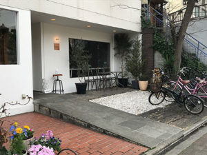 岡崎公園琵琶湖疎水沿いのベーカリーカフェ　"Lignum（リグナム）"