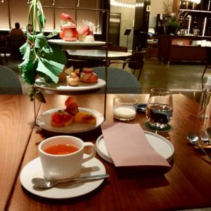 河原町四条　ERUTANレストラン/バー