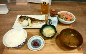 富小路錦　酒とめし錦食堂