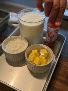 四月の魚 〜カニクリームコロッケ〜