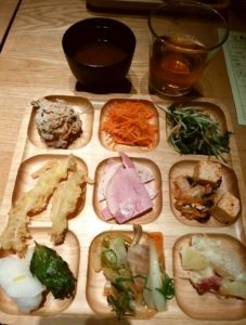 京都駅　モクモク