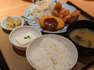 やよい軒 八幡店 ★★★☆☆【京都】