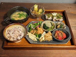 zensockskitchen〜15品目の野菜中心定食～