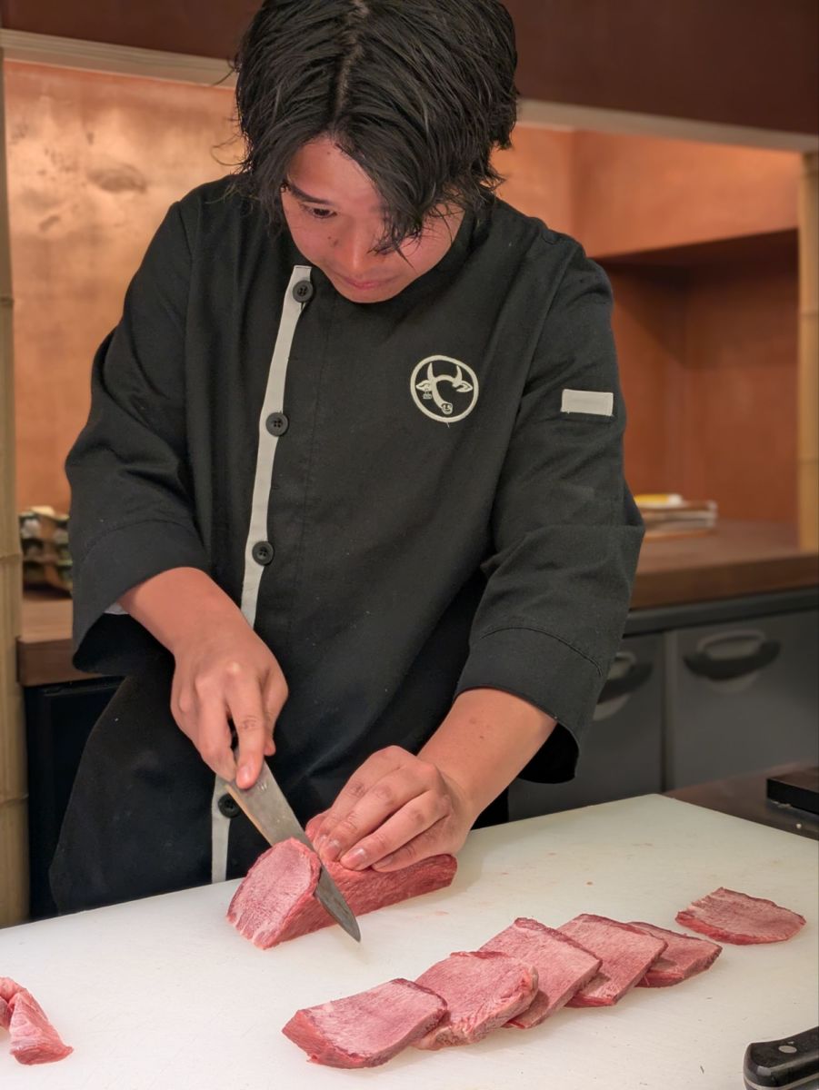 仮名　肉匠しおん　