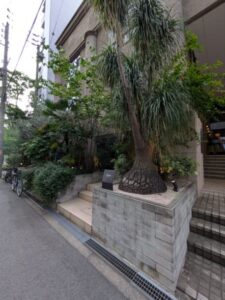 フォレスト・テーブル　★★★☆☆【大阪】