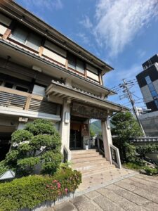 京都グルメレポート861「鶴㐂そば」天ぷら丼　そば冷麺　出し巻　唐揚げ